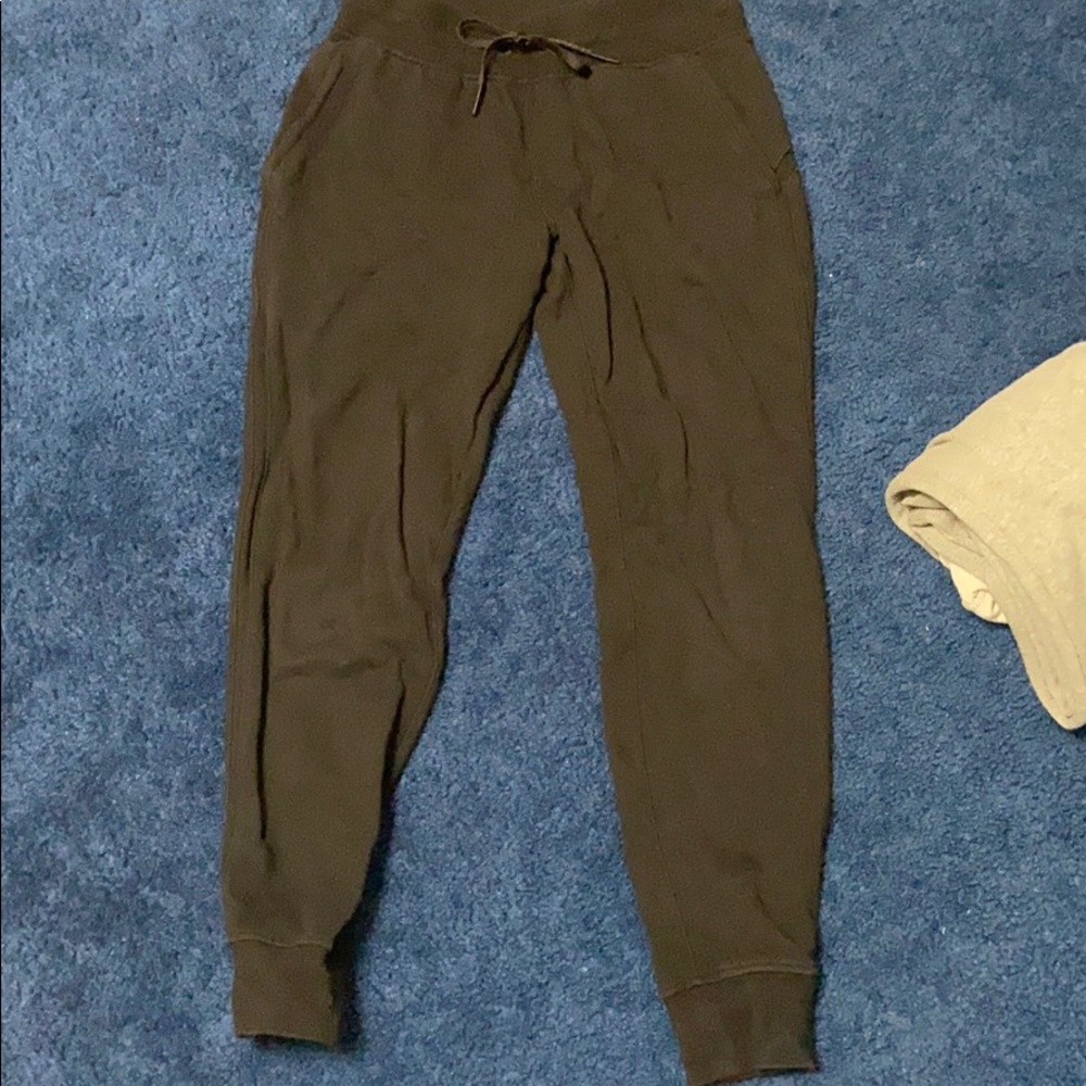 Lululemon joggers